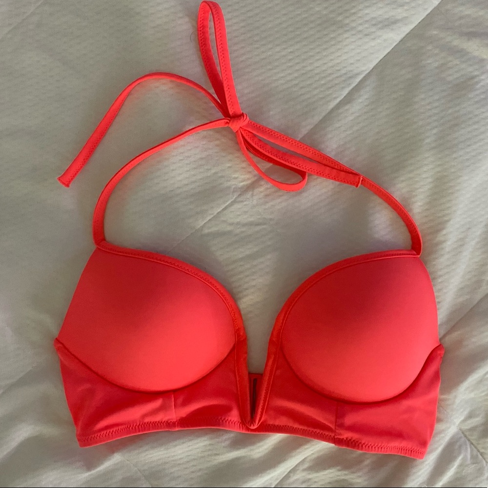 PINK - Victoria’s Secret swim top